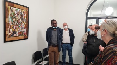20210928_184006.jpg Beeindruckende Ausstellung des nigerianischen Künstler Olayanju Dada