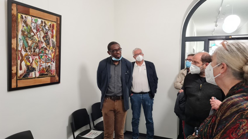 Beeindruckende Ausstellung des nigerianischen Künstler Olayanju Dada